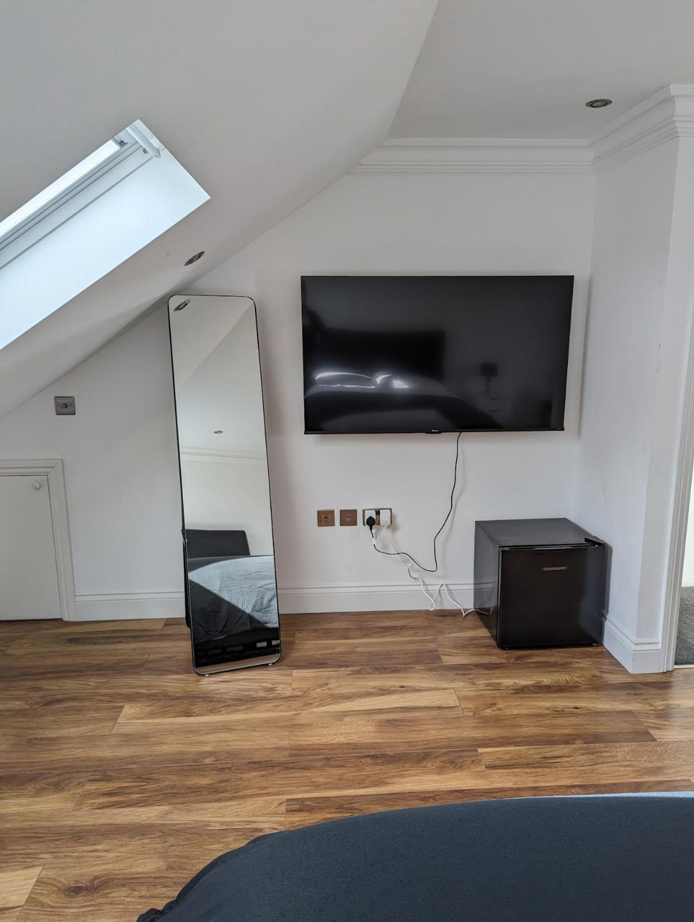 Luxury Hotel Rooms Palmers Green Exterior foto